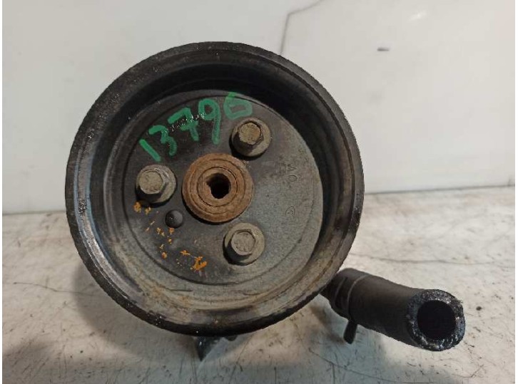 Recambio de bomba servodireccion para jeep gr.cherokee (wj/wg) 3.1 td cat referencia OEM IAM 52088582AB 20602150F 