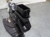 Recambio de cerradura puerta delantera derecha para mazda 5 berl. (cr) 2.0 diesel cat referencia OEM IAM CD3658310A 8 PINES 5 PU