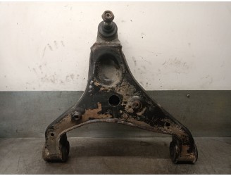 Replacement front right lower suspension arm for Volkswagen Crafter 30-35 bus (2E_) 2.5 TDI OEM IAM reference 2