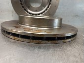 Recambio de disco freno delantero para ford fiesta berl./express referencia OEM IAM 0986478069 