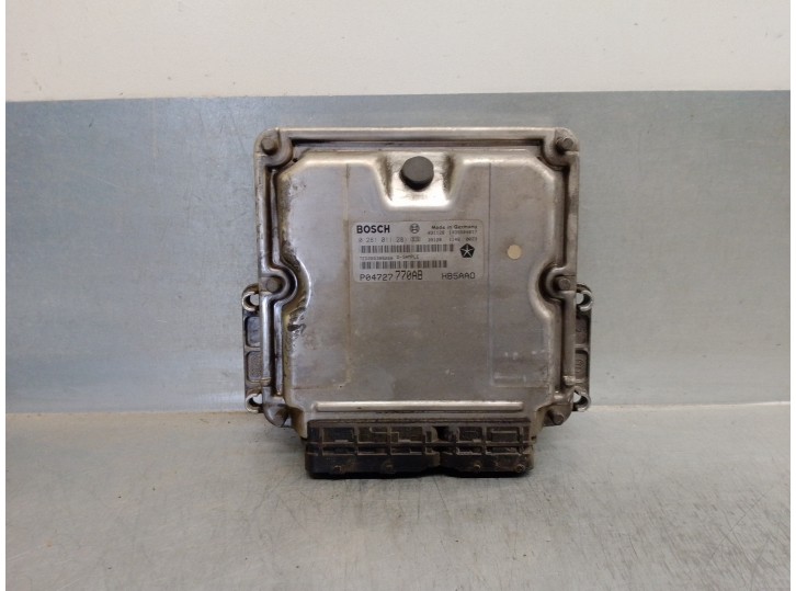 Recambio de centralita motor uce para chrysler voyager (rg) 2.8 crd cat referencia OEM IAM P04727770AB 02810112810 BOSCH