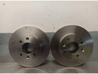 Recambio de disco freno trasero para renault 19 (b/c/l53) referencia OEM IAM 6010113  