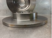 Recambio de disco freno trasero para renault 19 (b/c/l53) referencia OEM IAM 6010113  