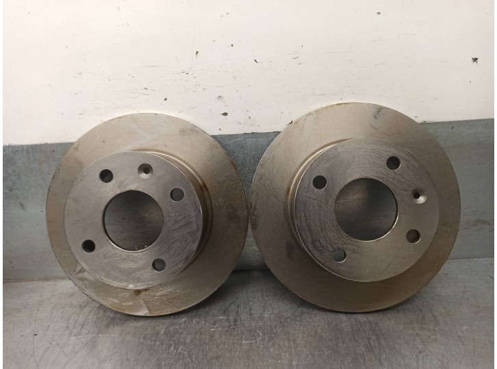 Recambio de disco freno trasero para ford orion referencia OEM IAM 6016523 