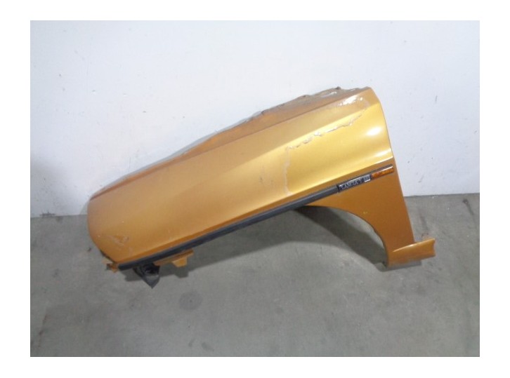 Recambio de aleta delantera izquierda para lancia lancia y 1.1 cat referencia OEM IAM 7792698 NARANJA 