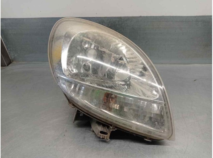Recambio de faro derecho para nissan kubistar (x76) 1.2 cat referencia OEM IAM 8200236591  4 PUERTAS