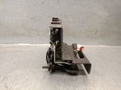 Recambio de cerradura puerta trasera izquierda para ssangyong rodius ii 2.0 xdi referencia OEM IAM 7131021004 7131021004 