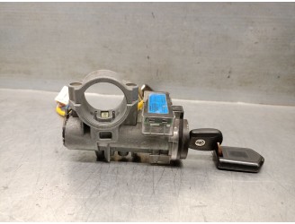 Recambio de conmutador de arranque para ssangyong rodius ii 2.0 xdi referencia OEM IAM 8711021000 