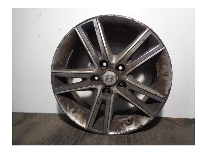 Recambio de llanta para hyundai i30 1.6 crdi cat referencia OEM IAM 529102L360 R177JX17-56 ALUMINIO 10P