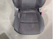 Recambio de asiento delantero derecho para hyundai i30 1.6 crdi cat referencia OEM IAM 4770579 TELA - CUERO NEGRO 5 PUERTAS