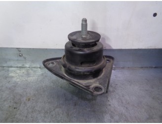 Recambio de soporte motor derecho para hyundai i30 1.6 crdi cat referencia OEM IAM 218102H000  