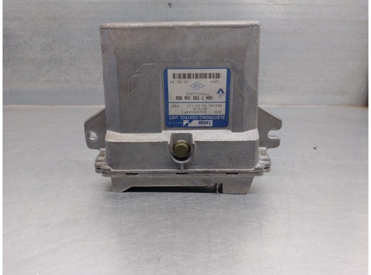 Recambio de centralita motor uce para renault clio ii fase i (b/cbo) 1.9 diesel referencia OEM IAM 7700104956 7700111205 LUCAS