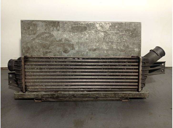 Recambio de intercooler para ssangyong rodius ii 2.0 xdi referencia OEM IAM 2371121100  