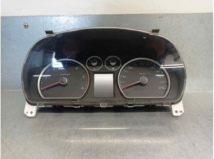 Recambio de cuadro instrumentos para hyundai i30 1.6 crdi cat referencia OEM IAM 940032L525 940032L510 