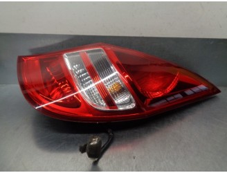 Recambio de piloto trasero derecho para hyundai i30 1.4 cat referencia OEM IAM 924022R000 924022R0 