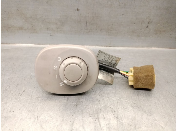 Recambio de mando calefaccion / aire acondicionado para ssangyong rodius ii 2.0 xdi referencia OEM IAM 6870021063 6870021063ACP 