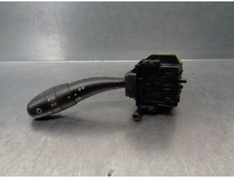 Recambio de mando luces para hyundai i30 1.4 cat referencia OEM IAM 934102R020  