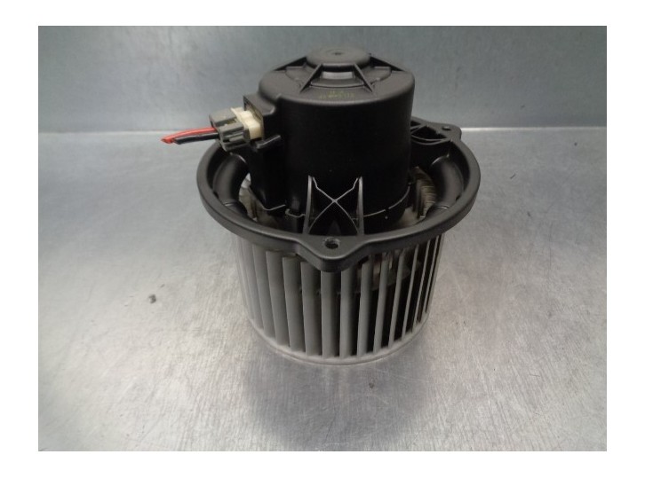 Recambio de motor calefaccion para hyundai i30 1.4 cat referencia OEM IAM 971132L000 F00S33F023 