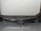 Recambio de rejilla delantera para hyundai i30 1.4 cat referencia OEM IAM 863512R000 