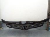 Recambio de rejilla delantera para hyundai i30 1.4 cat referencia OEM IAM 863512R000 