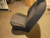 Recambio de asiento delantero derecho para peugeot bipper 1.3 16v hdi fap referencia OEM IAM 3917845 TELA GRIS 5 PUERTAS