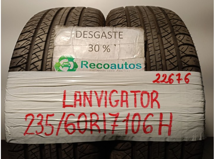 Recambio de neumatico/s para ssangyong rodius ii 2.0 xdi referencia OEM IAM 23560R17106H LANVIGATOR PERFORMAX
