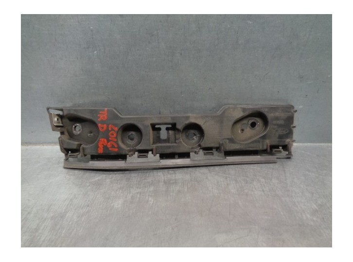 Recambio de molduras traseras para ford puma 1.0 ecoboost cat referencia OEM IAM L1TB17A881A  