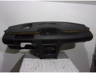 Replacement dashboard for Citroën C6 2.7 V6 HDi FAP CAT (UHZ / DT17TED4) OEM IAM reference 8211QT BLACK 