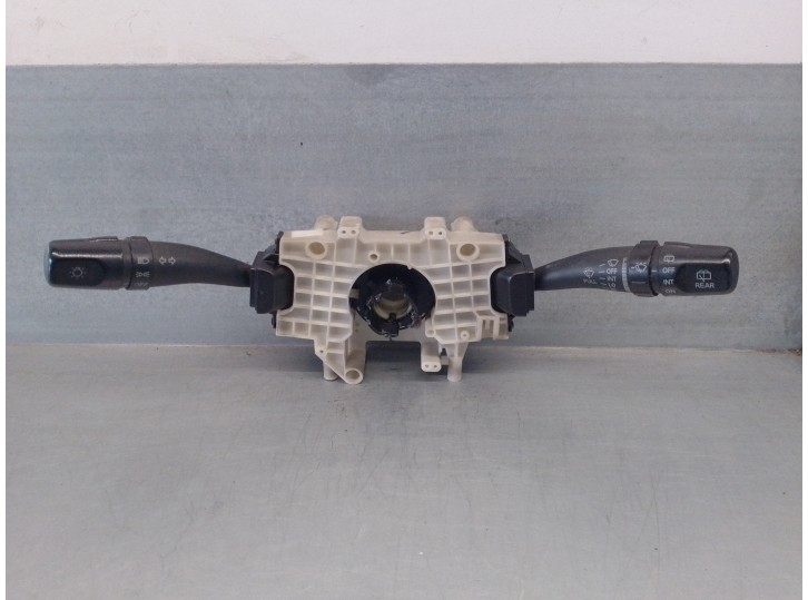 Recambio de mando luces para hyundai santa fe (sm) 2.0 crdi cat referencia OEM IAM 610W00280 9340126150 