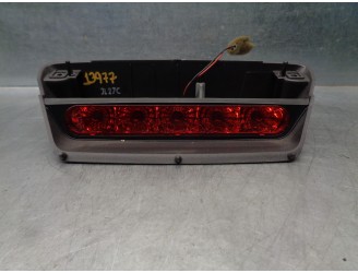 Recambio de luz central de freno para chevrolet spark 1.0 cat referencia OEM IAM 42403073 