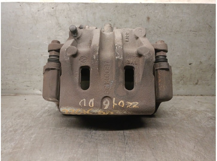 Recambio de pinza freno delantera derecha para ssangyong rodius ii 2.0 xdi referencia OEM IAM 671950 671950 