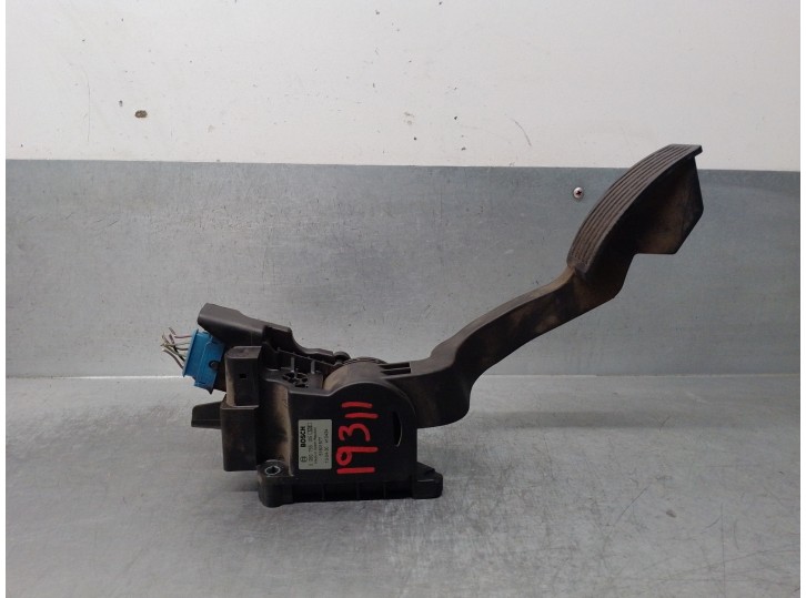 Recambio de potenciometro pedal para citroën nemo 1.3 hdi fap referencia OEM IAM 51801577 0280755105 BOSCH