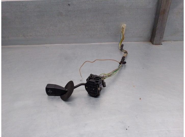 Recambio de mando luces para bmw serie 5 berlina (e34) 2.5 turbodiesel cat referencia OEM IAM 61311382857 