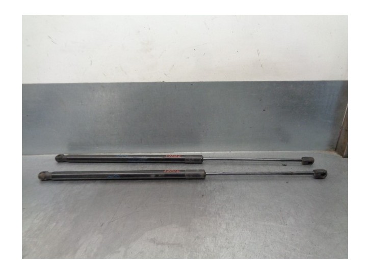 Replacement trunk / tailgate struts for Ford Puma 1.0 EcoBoost CAT OEM IAM reference L1TBS406A10AB 