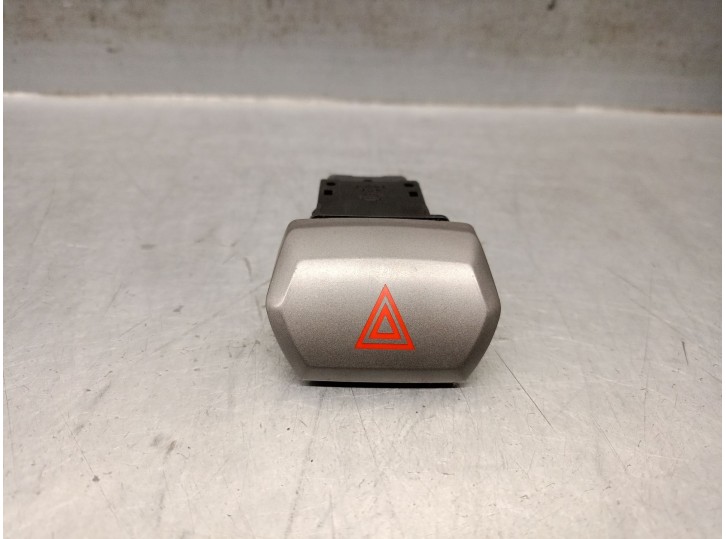 Recambio de warning para ssangyong rodius ii 2.0 xdi referencia OEM IAM 8523421000HEK 8523421000HEK 