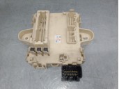 Recambio de caja reles / fusibles para lexus rx (_u3_) 400h (mhu38_) referencia OEM IAM 8267048060 8267048060 