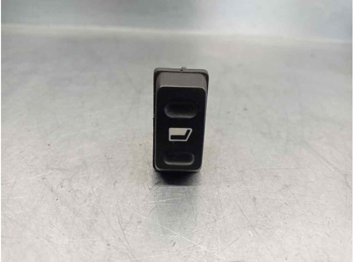 Recambio de mando elevalunas delantero derecho para citroën xsara picasso 2.0 hdi referencia OEM IAM 6552TA 