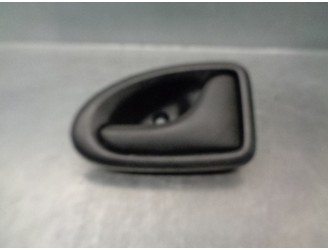 Recambio de maneta interior delantera derecha para renault master ii phase 2 caja cerrada 2.5 diesel referencia OEM IAM 77008300