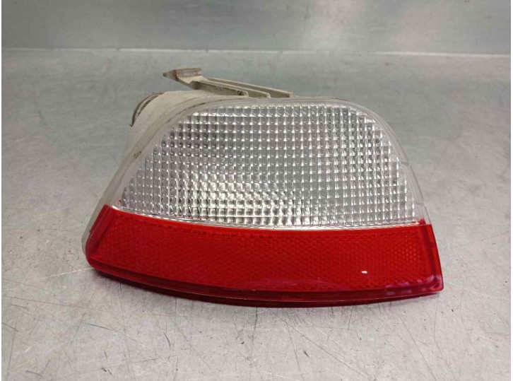 Recambio de piloto marcha atras para ford focus berlina (cap) ghia referencia OEM IAM 1419081  