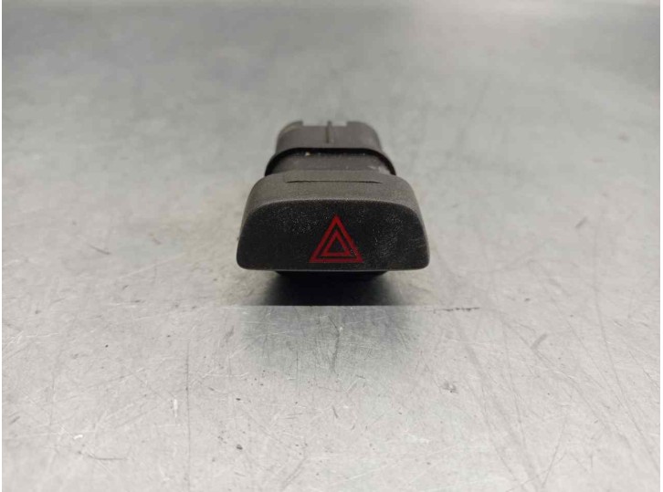 Recambio de warning para ford focus berlina (cap) ghia referencia OEM IAM 4M5T13A350AC  