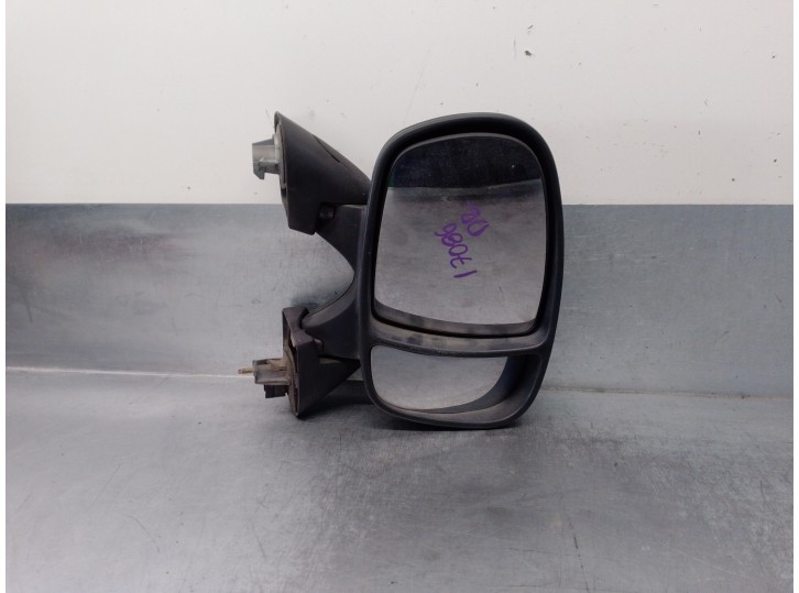 Replacement right wing mirror for Renault Trafic closed box van (from 4.01) 1.9 diesel OEM IAM reference 7701473247 5 PINS 5 DOO