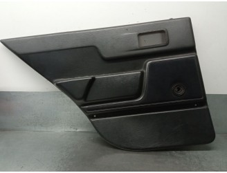 Recambio de guarnecido puerta trasera izquierda para volvo 340-360 (343, 345) 2.0 referencia OEM IAM 3246104  