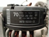 Replacement alternator for Ford Fiesta (DX) 1.3 CAT OEM IAM reference 96FB10300DE 0123310054 BOSCH