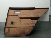 Recambio de guarnecido puerta trasera izquierda para volvo 340-360 (343, 345) 2.0 referencia OEM IAM 3246104  