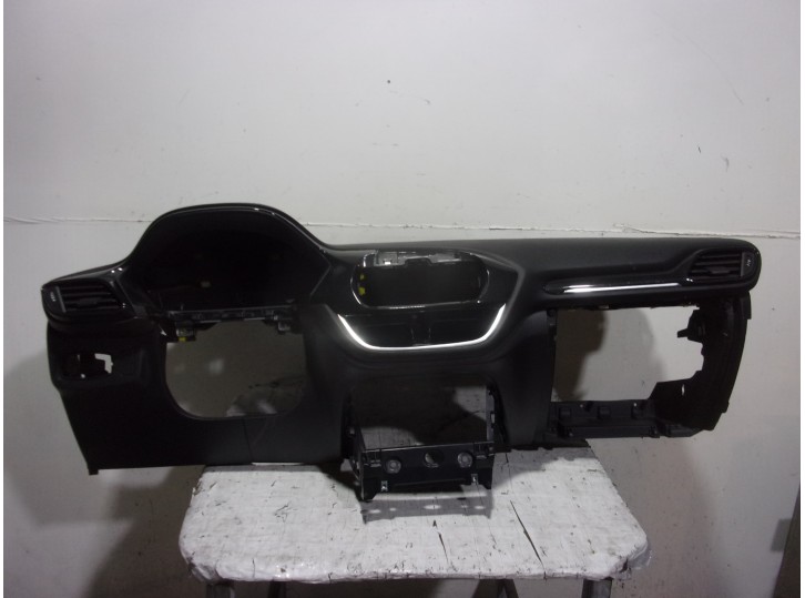 Recambio de salpicadero para ford puma 1.0 ecoboost cat referencia OEM IAM 2523550 NEGRO 