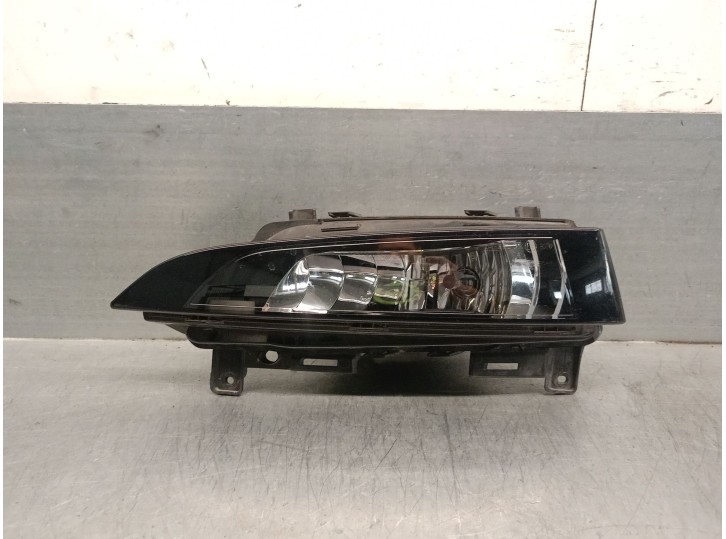 Recambio de faro antiniebla izquierdo para skoda scala (nw1) 1.0 tsi referencia OEM IAM 657941699 657941699 HELLA