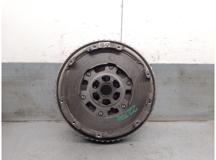 Recambio de volante motor para nissan juke (f16_) 1.0 referencia OEM IAM 123109651R 1231000Q6L LUK