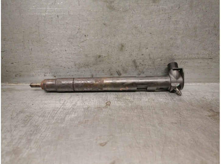 Recambio de inyector para chevrolet cruze hatchback 2.0 diesel cat referencia OEM IAM 25183185 25183185 