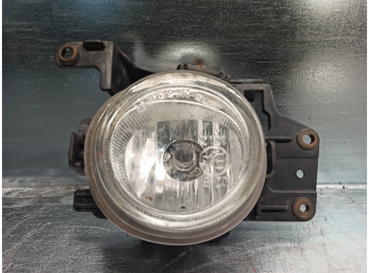 Recambio de faro antiniebla derecho para mazda premacy (cp) 2.0 turbodiesel cat referencia OEM IAM CC2251690 