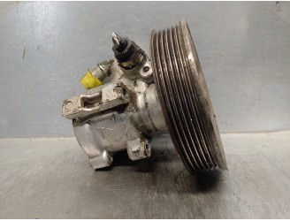 Recambio de bomba servodireccion para citroën xsara berlina 1.9 td sx referencia OEM IAM 9638339880 9638339880 